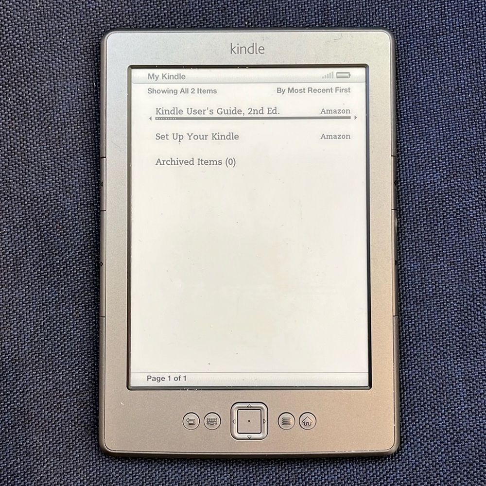 Amazon Kindle 4th GEN D01100 E-Reader Gray